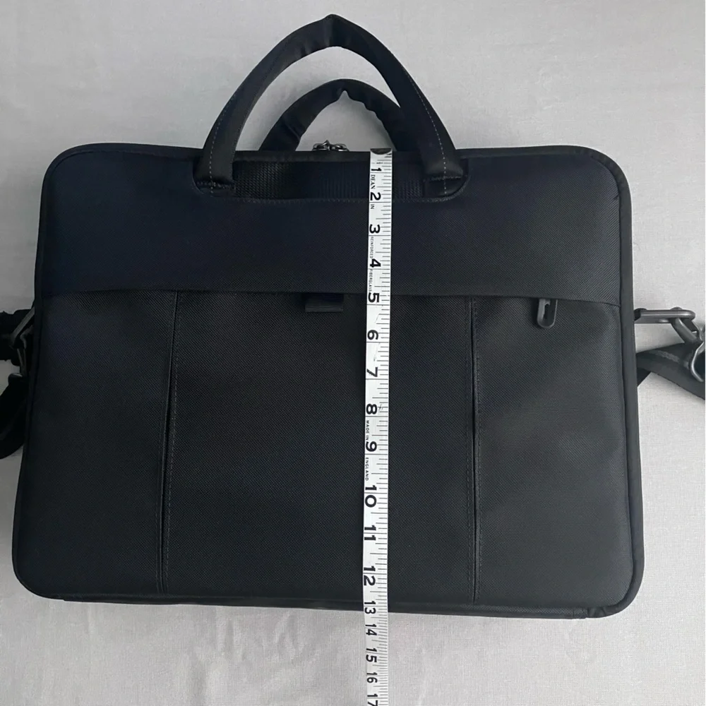 Dell Laptop Bag Briefcase with Shoulder Strap Black Sturdy Professional …